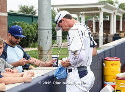 Thumbnail 2 in Oak Ridge vs. Dallas Jesuit (UIL Class 6A Region II Semifinal) photogallery.