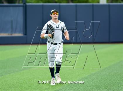 Thumbnail 1 in Oak Ridge vs. Dallas Jesuit (UIL Class 6A Region II Semifinal) photogallery.
