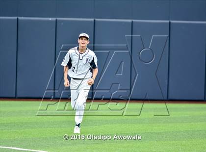Thumbnail 2 in Oak Ridge vs. Dallas Jesuit (UIL Class 6A Region II Semifinal) photogallery.