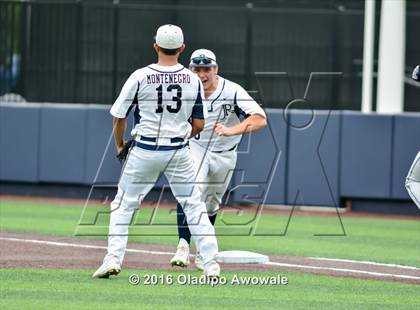 Thumbnail 3 in Oak Ridge vs. Dallas Jesuit (UIL Class 6A Region II Semifinal) photogallery.