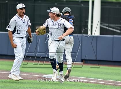 Thumbnail 3 in Oak Ridge vs. Dallas Jesuit (UIL Class 6A Region II Semifinal) photogallery.