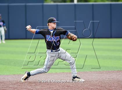 Thumbnail 2 in Oak Ridge vs. Dallas Jesuit (UIL Class 6A Region II Semifinal) photogallery.