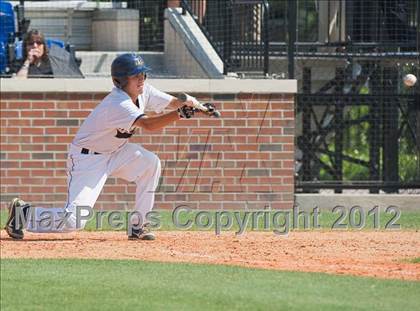 Thumbnail 2 in Canisius vs. Bishop McLaughlin Catholic photogallery.