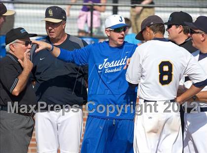 Thumbnail 2 in Canisius vs. Bishop McLaughlin Catholic photogallery.