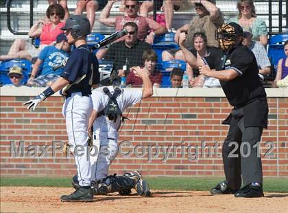 Thumbnail 2 in Canisius vs. Bishop McLaughlin Catholic photogallery.