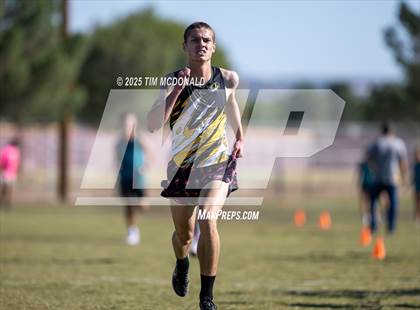 Thumbnail 2 in Mayfield Invitational XC photogallery.