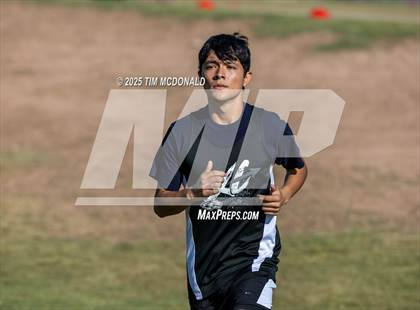 Thumbnail 1 in Mayfield Invitational XC photogallery.