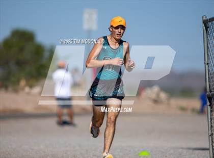 Thumbnail 1 in Mayfield Invitational XC photogallery.