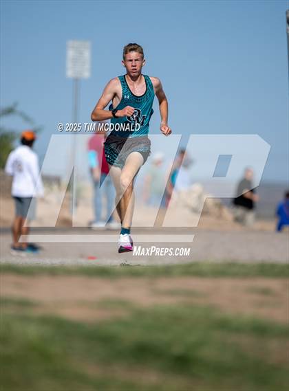 Thumbnail 3 in Mayfield Invitational XC photogallery.
