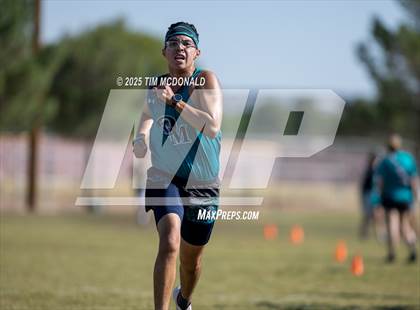 Thumbnail 1 in Mayfield Invitational XC photogallery.