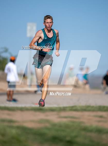Thumbnail 1 in Mayfield Invitational XC photogallery.