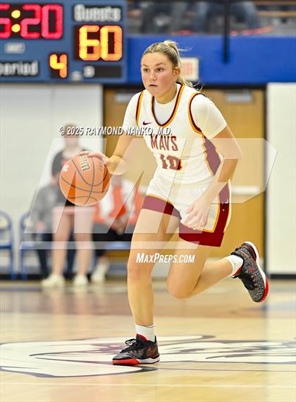 Thumbnail 1 in Warsaw vs. McCutcheon (IHSAA 4A Semi State)  photogallery.