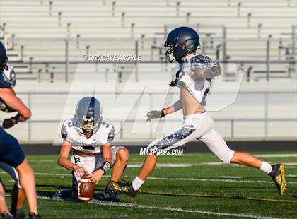 Thumbnail 3 in Corner Canyon (Intrasquad Scrimmage) photogallery.