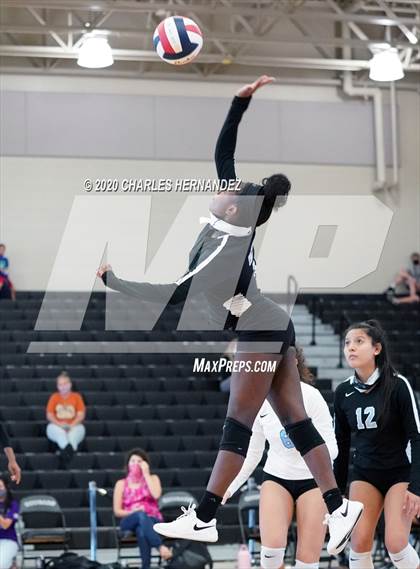 Thumbnail 3 in Paetow @ College Station photogallery.