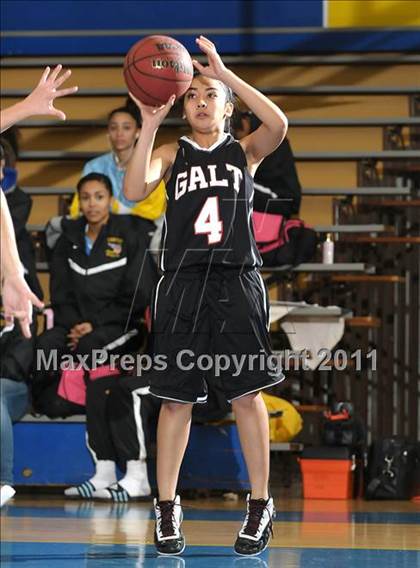 Thumbnail 2 in Galt vs. Granite Bay (Grant Winterfest) photogallery.