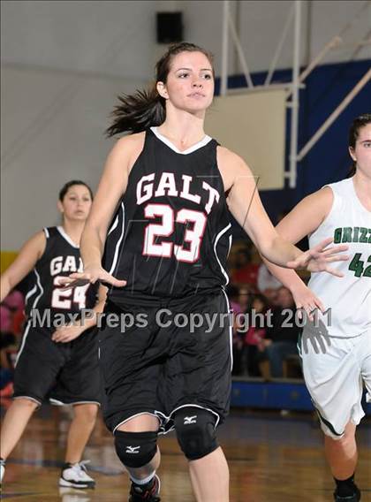 Thumbnail 2 in Galt vs. Granite Bay (Grant Winterfest) photogallery.