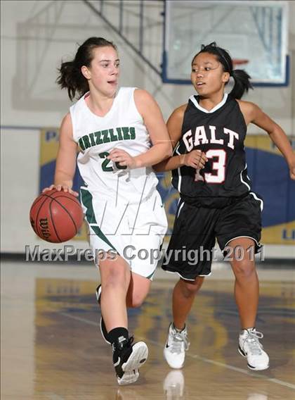 Thumbnail 3 in Galt vs. Granite Bay (Grant Winterfest) photogallery.