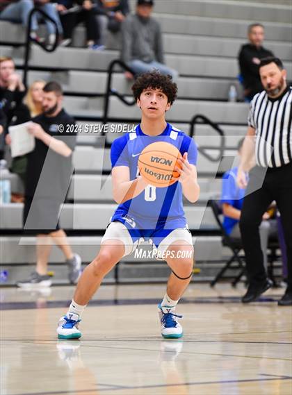 Thumbnail 2 in La Jolla Country Day vs. Rocklin photogallery.
