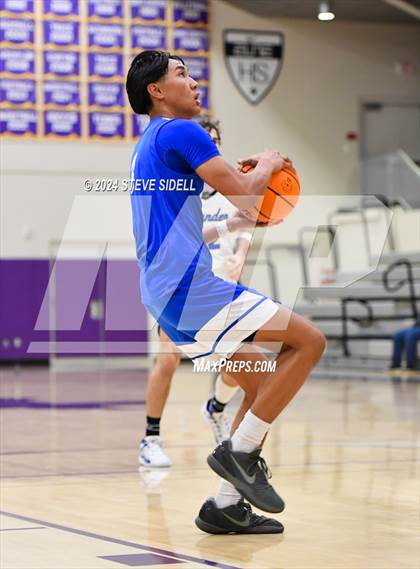 Thumbnail 2 in La Jolla Country Day vs. Rocklin photogallery.