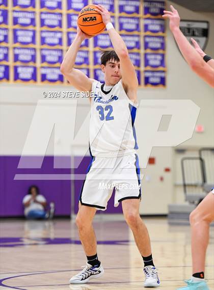 Thumbnail 1 in La Jolla Country Day vs. Rocklin photogallery.