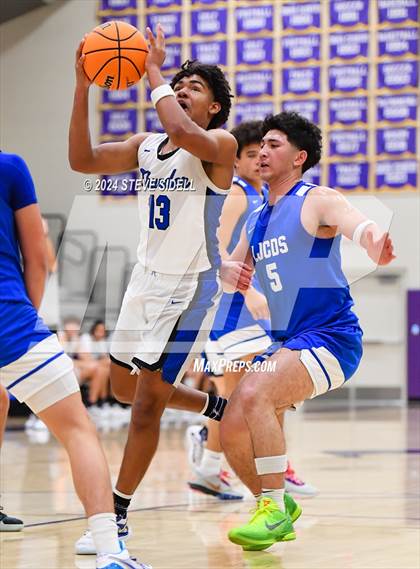 Thumbnail 3 in La Jolla Country Day vs. Rocklin photogallery.