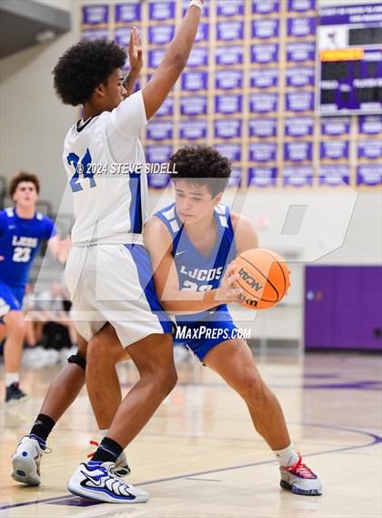 Thumbnail 2 in La Jolla Country Day vs. Rocklin photogallery.