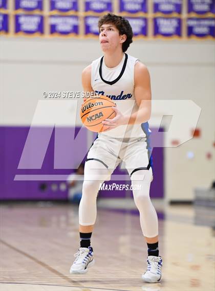 Thumbnail 3 in La Jolla Country Day vs. Rocklin photogallery.