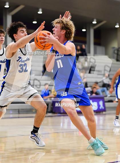 Thumbnail 2 in La Jolla Country Day vs. Rocklin photogallery.