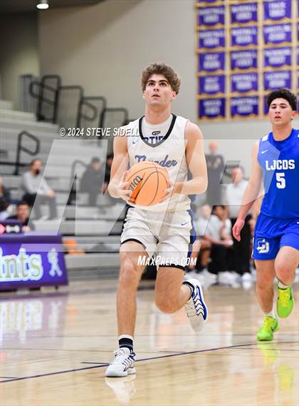 Thumbnail 2 in La Jolla Country Day vs. Rocklin photogallery.