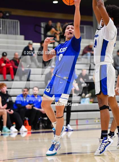 Thumbnail 3 in La Jolla Country Day vs. Rocklin photogallery.