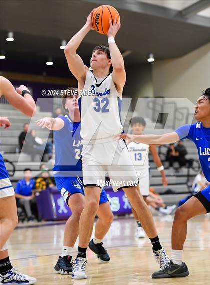 Thumbnail 2 in La Jolla Country Day vs. Rocklin photogallery.