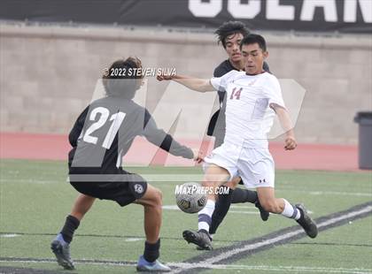 Thumbnail 3 in Oceanside vs Rancho Buena Vista (27th Annual SoCal Soccer Classic) photogallery.
