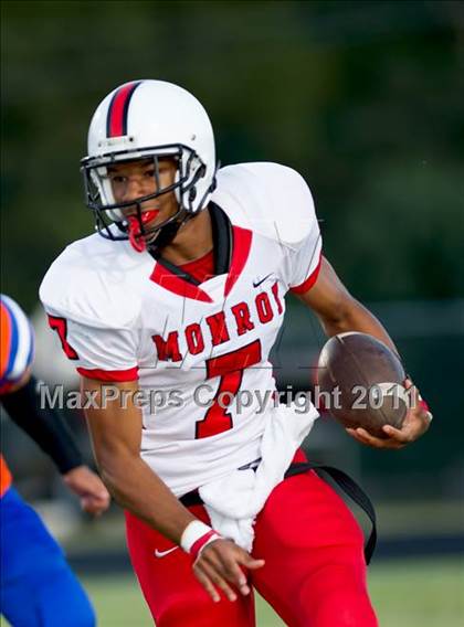 Thumbnail 3 in Marvin Ridge vs. Monroe photogallery.