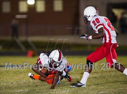Thumbnail 1 in Marvin Ridge vs. Monroe photogallery.