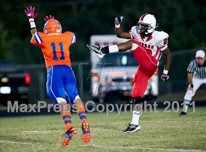 Thumbnail 3 in Marvin Ridge vs. Monroe photogallery.