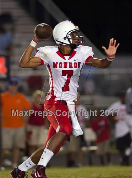 Thumbnail 2 in Marvin Ridge vs. Monroe photogallery.
