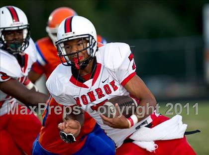 Thumbnail 1 in Marvin Ridge vs. Monroe photogallery.