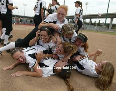 Thumbnail 3 in Archbishop Mitty vs. Saratoga (D2 Sec. Final) photogallery.