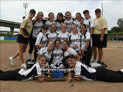 Thumbnail 2 in Archbishop Mitty vs. Saratoga (D2 Sec. Final) photogallery.