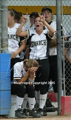 Thumbnail 2 in Archbishop Mitty vs. Saratoga (D2 Sec. Final) photogallery.