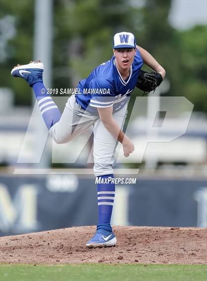 Thumbnail 1 in Windward vs Viewpoint photogallery.