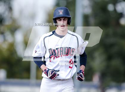 Thumbnail 2 in Windward vs Viewpoint photogallery.