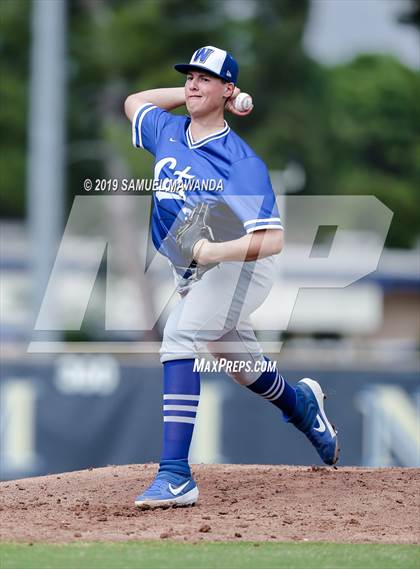 Thumbnail 3 in Windward vs Viewpoint photogallery.