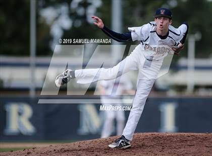 Thumbnail 2 in Windward vs Viewpoint photogallery.