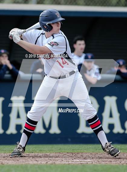 Thumbnail 3 in Windward vs Viewpoint photogallery.