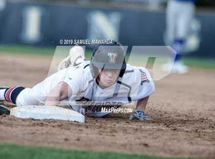 Thumbnail 2 in Windward vs Viewpoint photogallery.