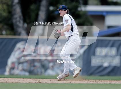 Thumbnail 3 in Windward vs Viewpoint photogallery.
