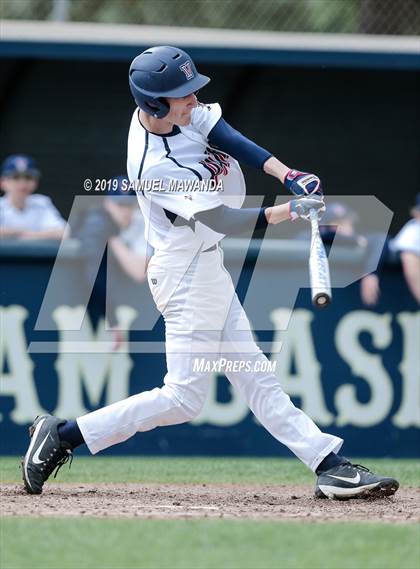 Thumbnail 3 in Windward vs Viewpoint photogallery.
