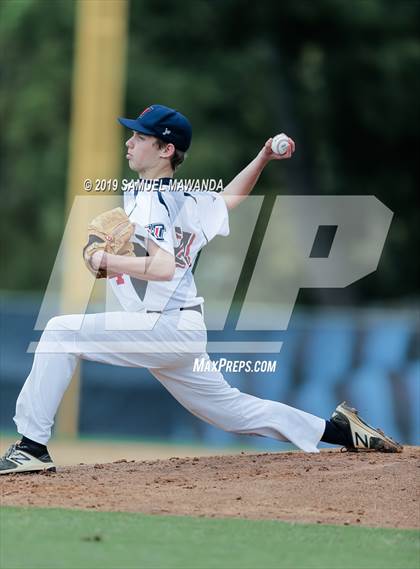 Thumbnail 3 in Windward vs Viewpoint photogallery.