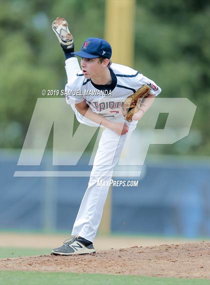 Thumbnail 3 in Windward vs Viewpoint photogallery.